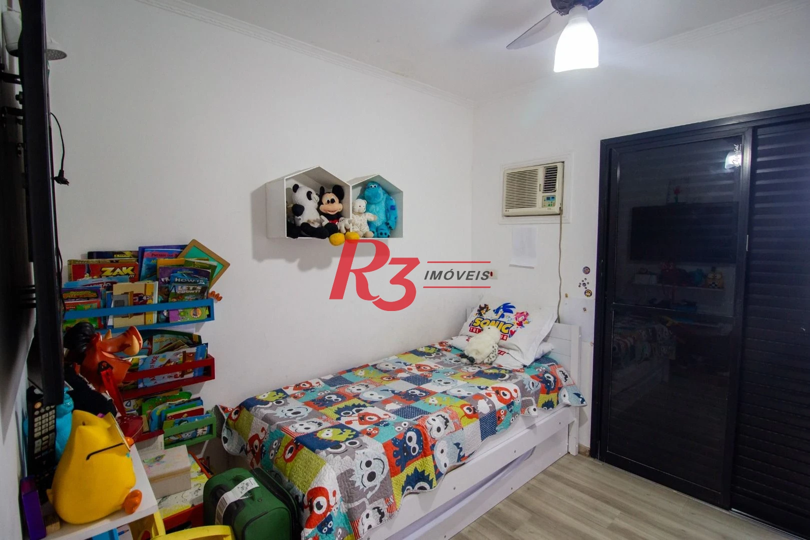 Cobertura com 3 dormitórios à venda, 135 m² por R$ 680.000,00 - Estuário - Santos/SP