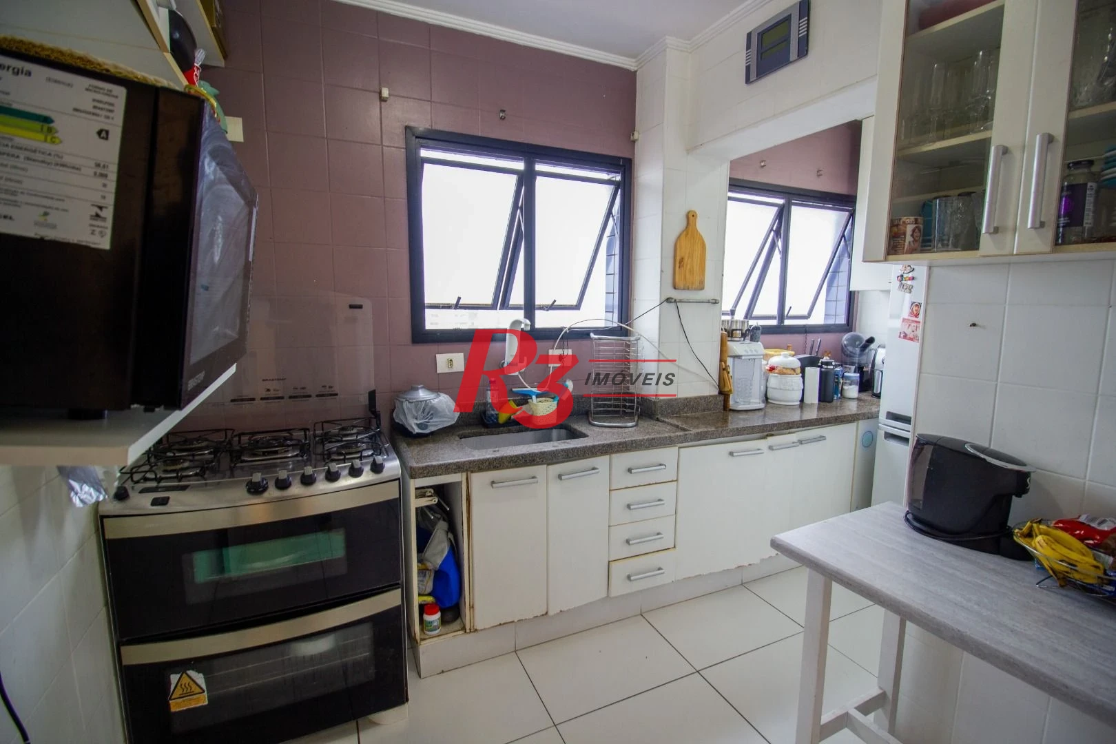 Cobertura com 3 dormitórios à venda, 135 m² por R$ 680.000,00 - Estuário - Santos/SP