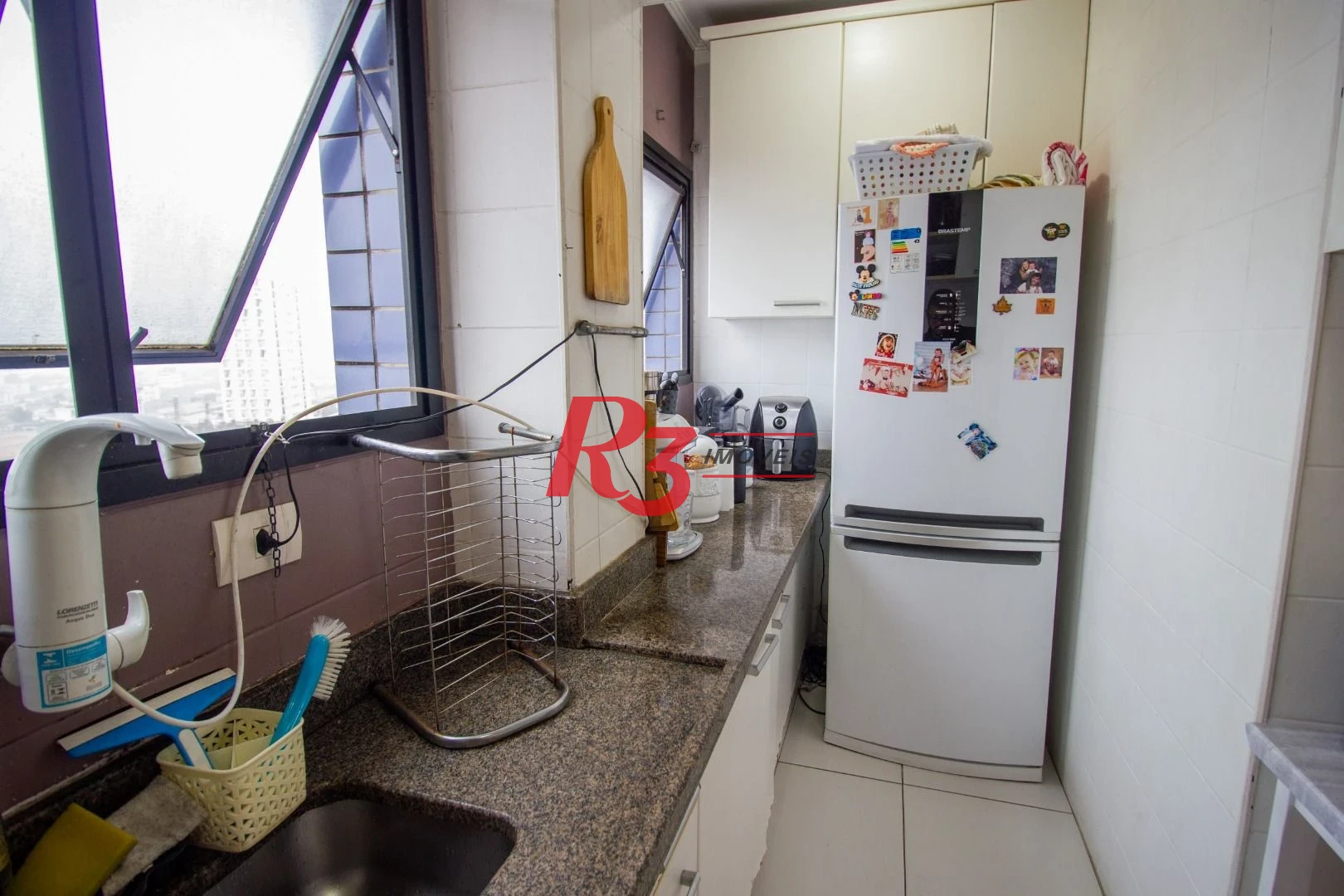 Cobertura com 3 dormitórios à venda, 135 m² por R$ 680.000,00 - Estuário - Santos/SP