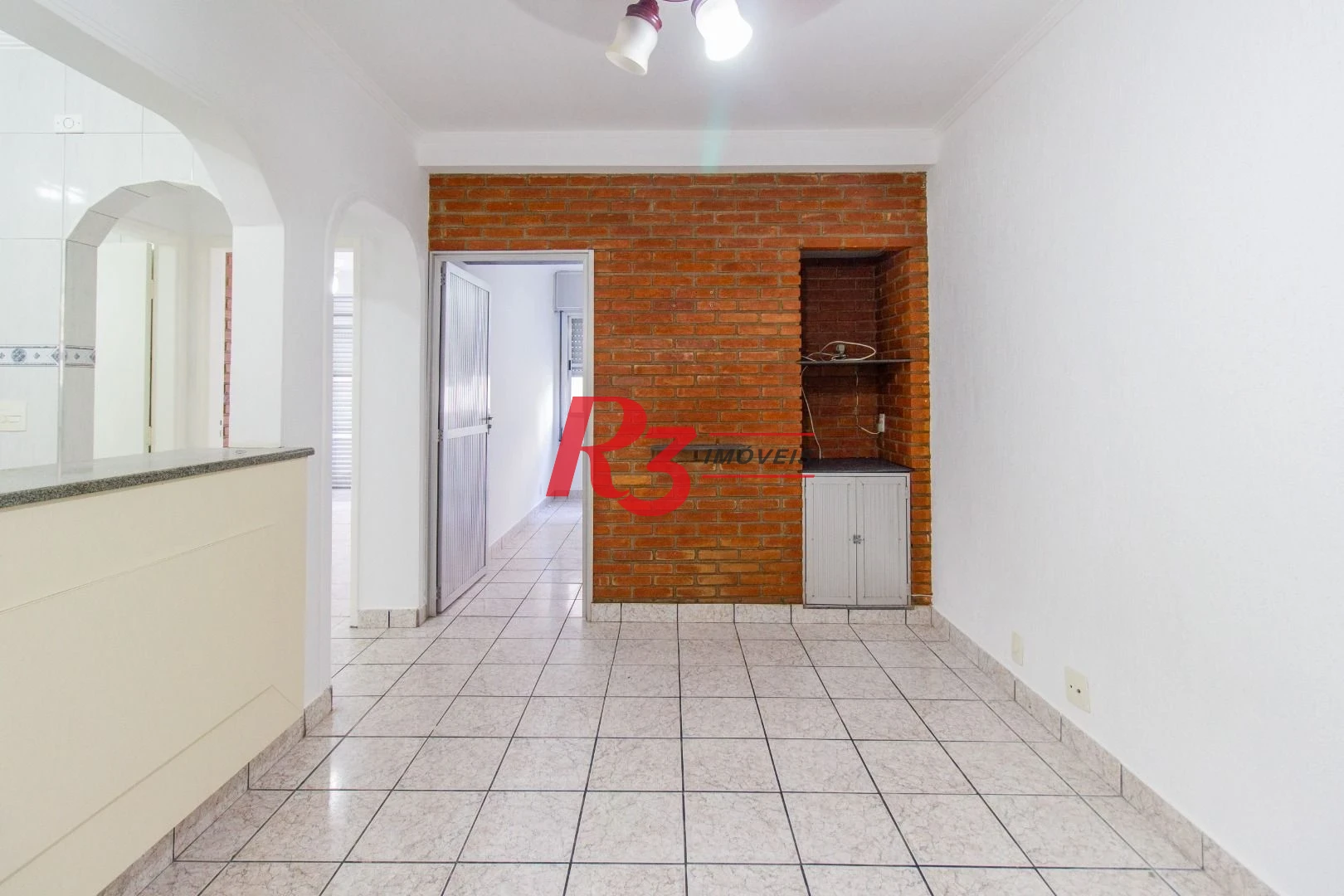 Apartamento com 2 dormitórios à venda, 58 m² por R$ 550.000,00 - Pompéia - Santos/SP