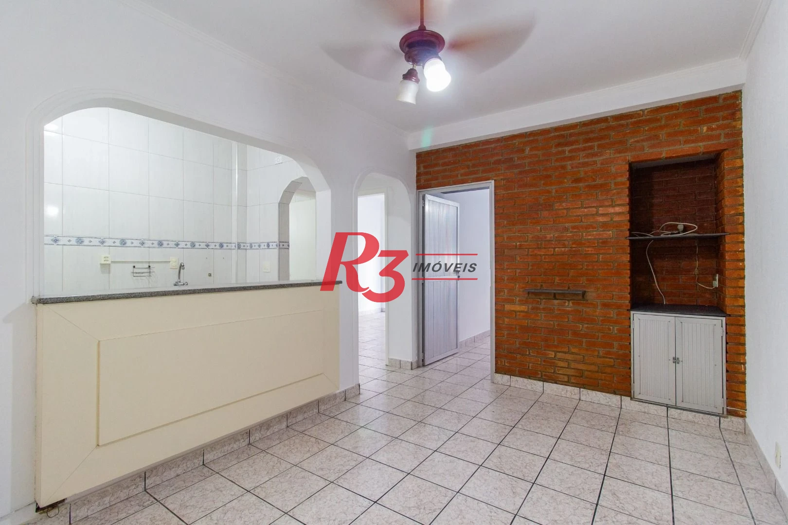 Apartamento com 2 dormitórios à venda, 58 m² por R$ 550.000,00 - Pompéia - Santos/SP