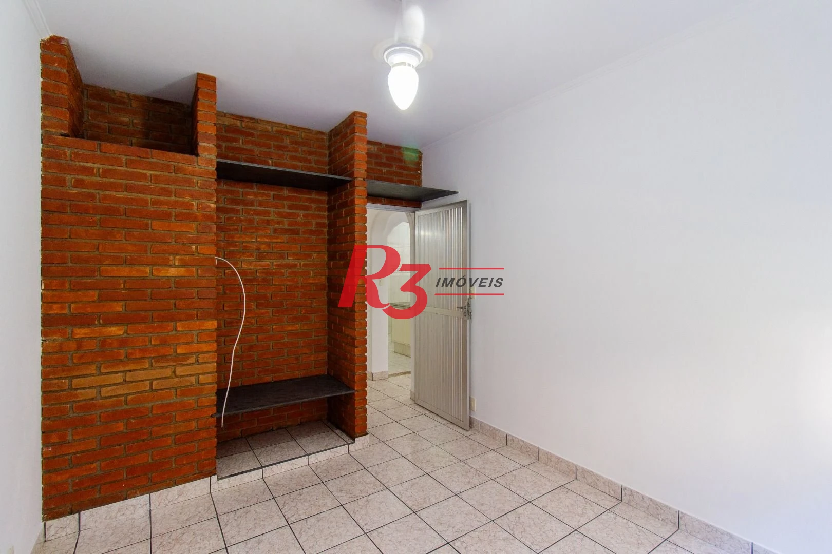 Apartamento com 2 dormitórios à venda, 58 m² por R$ 550.000,00 - Pompéia - Santos/SP