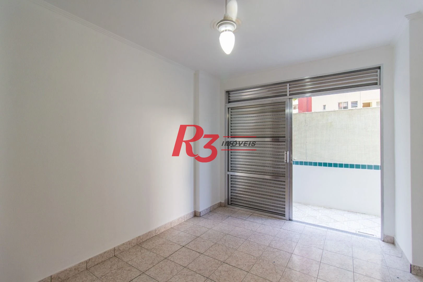 Apartamento com 2 dormitórios à venda, 58 m² por R$ 550.000,00 - Pompéia - Santos/SP