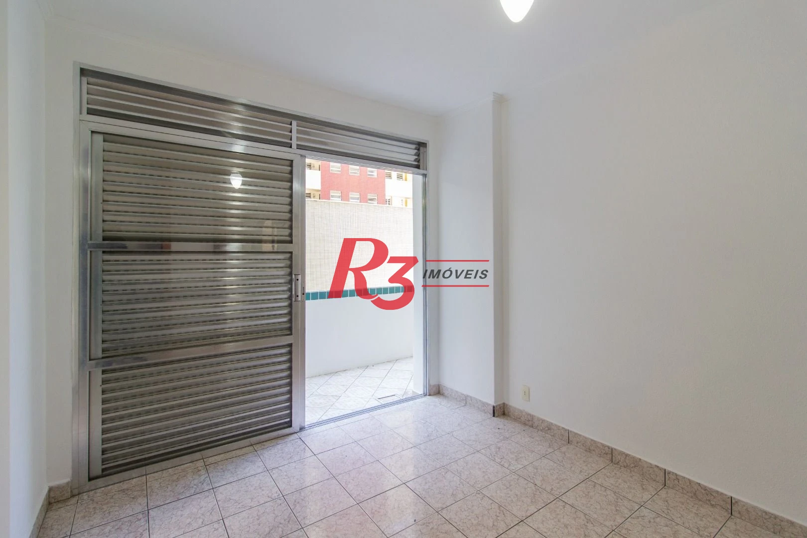 Apartamento com 2 dormitórios à venda, 58 m² por R$ 550.000,00 - Pompéia - Santos/SP