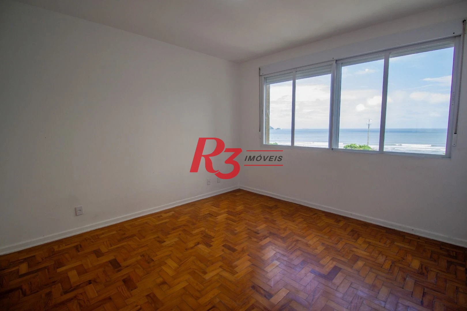 Apartamento com 3 dormitórios à venda, 124 m² por R$ 1.350.000,00 - Boqueirão - Santos/SP