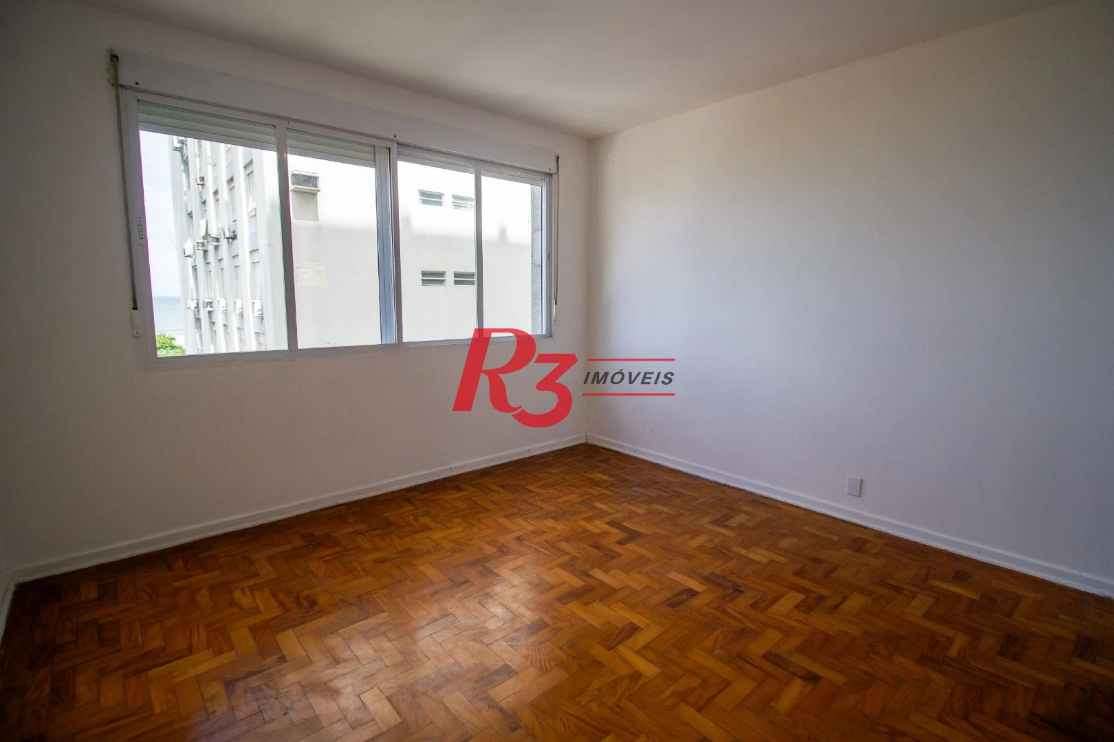 Apartamento com 3 dormitórios à venda, 124 m² por R$ 1.350.000,00 - Boqueirão - Santos/SP