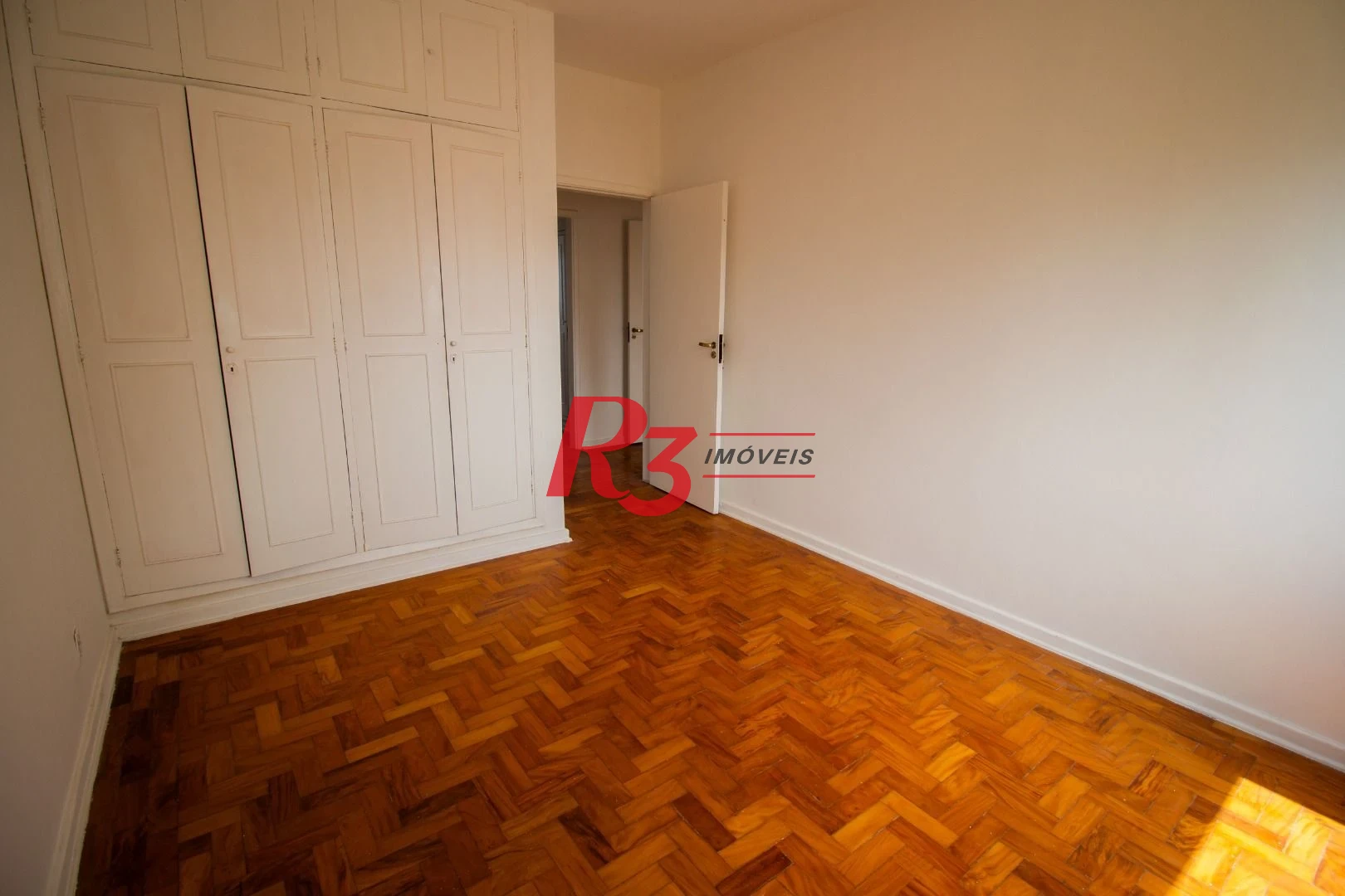 Apartamento com 3 dormitórios à venda, 124 m² por R$ 1.350.000,00 - Boqueirão - Santos/SP