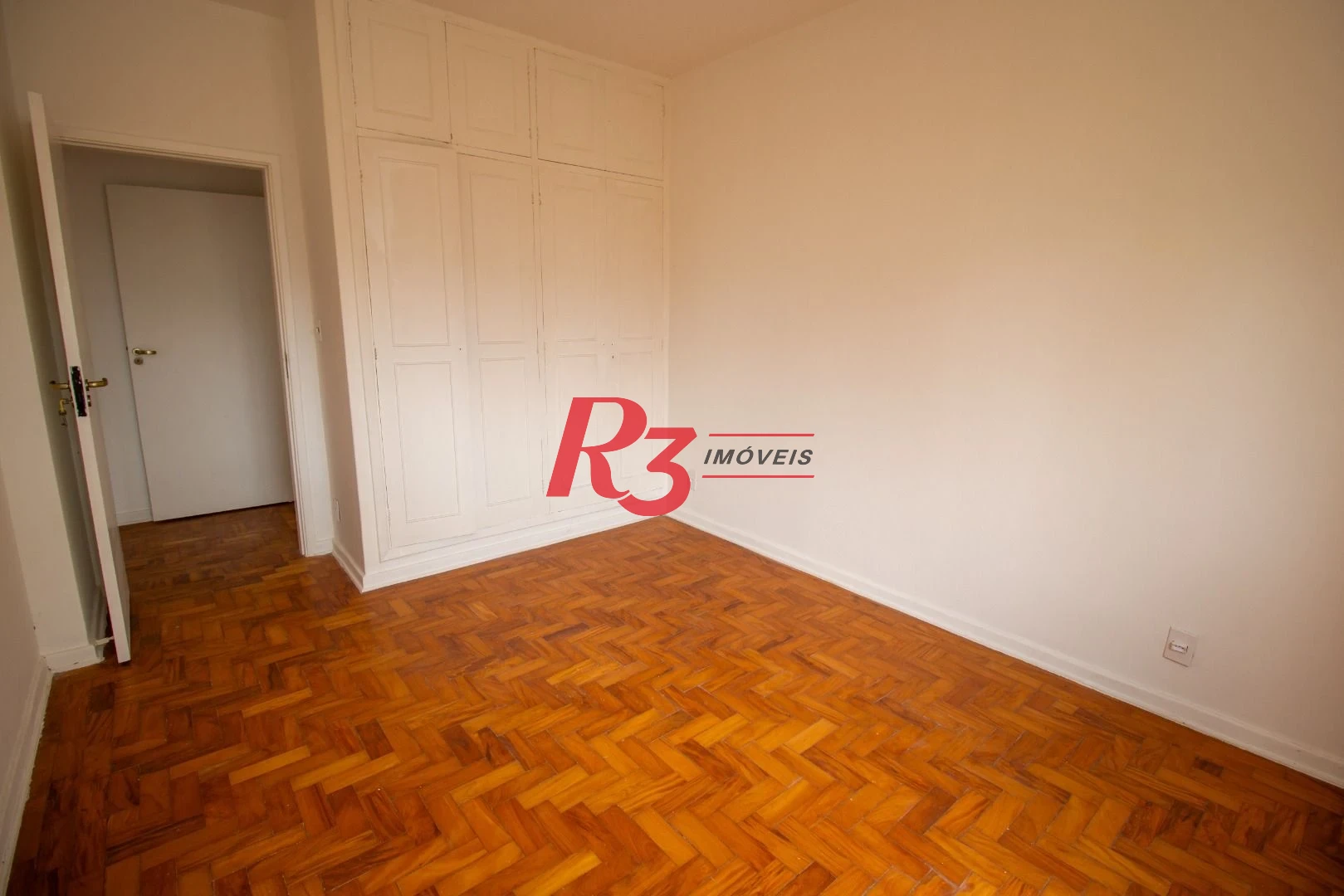 Apartamento com 3 dormitórios à venda, 124 m² por R$ 1.350.000,00 - Boqueirão - Santos/SP