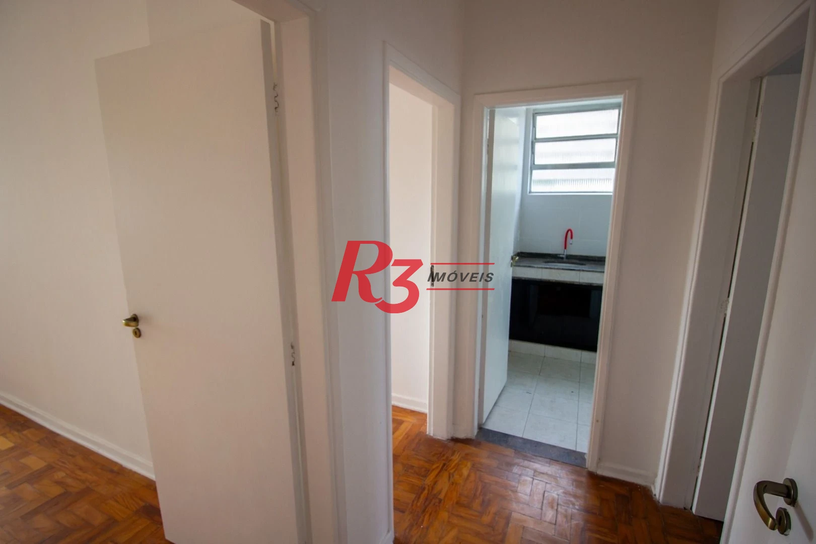 Apartamento com 3 dormitórios à venda, 124 m² por R$ 1.350.000,00 - Boqueirão - Santos/SP
