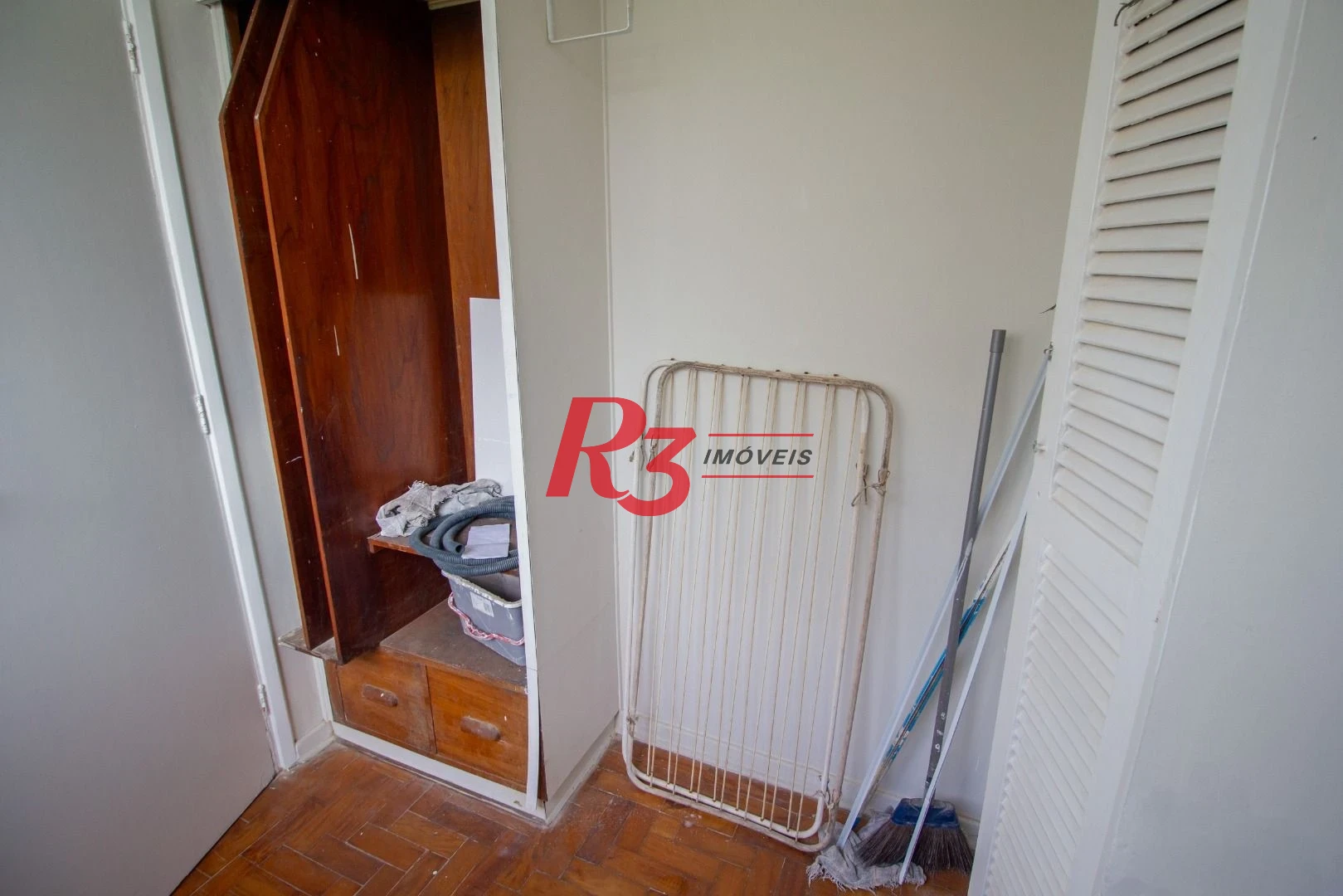 Apartamento com 3 dormitórios à venda, 124 m² por R$ 1.350.000,00 - Boqueirão - Santos/SP
