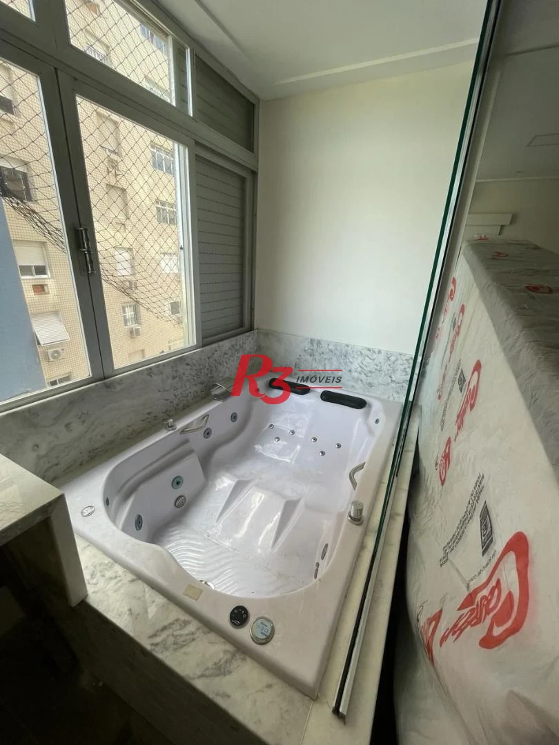 Apartamento com 3 dormitórios à venda, 108 m² por R$ 1.290.000,00 - José Menino - Santos/SP