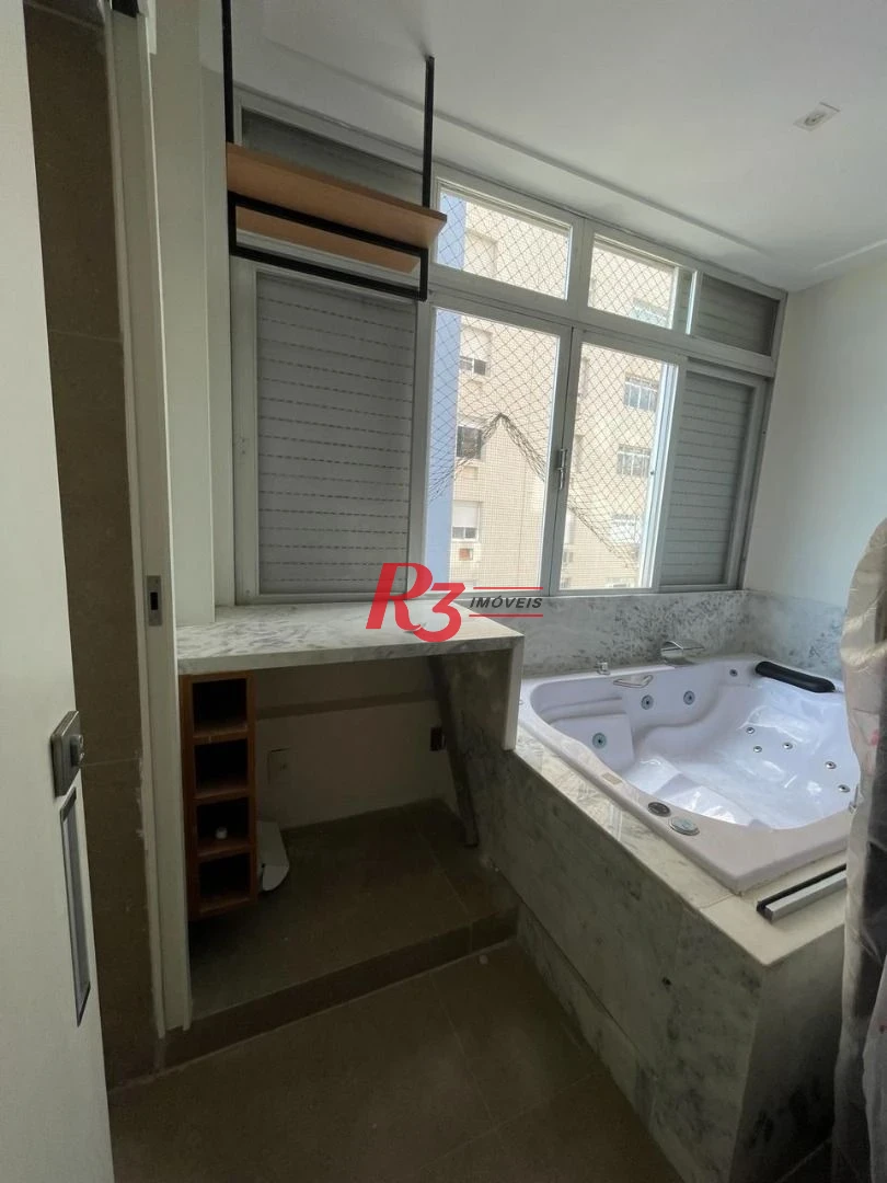 Apartamento com 3 dormitórios à venda, 108 m² por R$ 1.290.000,00 - José Menino - Santos/SP