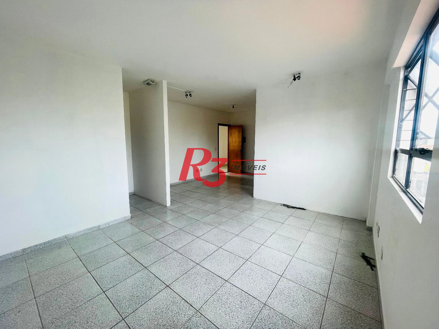 Sala para alugar, 50 m² por R$ 2.700,00/mês - Embaré - Santos/SP
