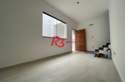 Sobrado fundos com 3 dormitórios, 1 suíte à venda, 152 m² por R$ 846.000 - Vila Belmiro - Santos/SP
