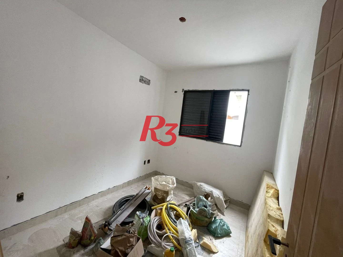 Casa sobreposta térrea com 3 dormitórios, 1 suíte à venda, 114 m² por R$ 805.000 - Vila Belmiro - Santos/SP