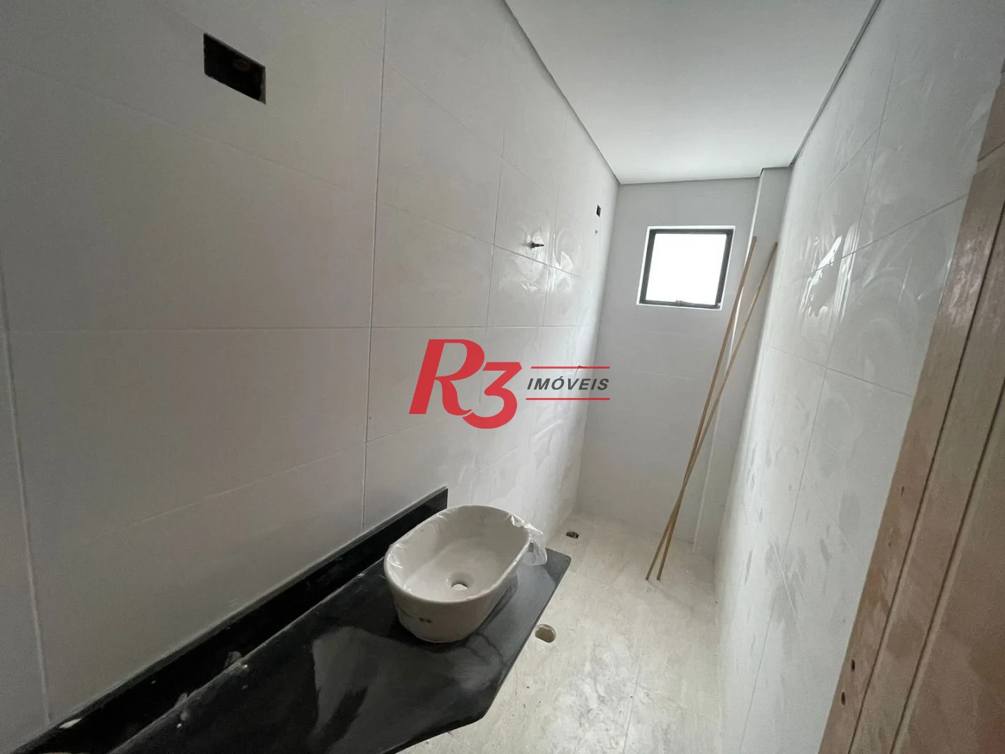 Casa sobreposta térrea com 3 dormitórios, 1 suíte à venda, 114 m² por R$ 805.000 - Vila Belmiro - Santos/SP