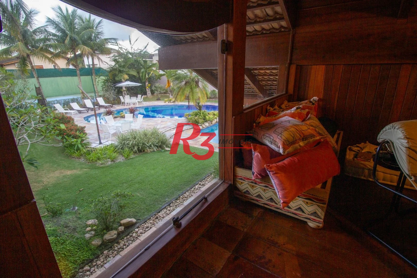 Casa com 5 dormitórios à venda, 700 m² por R$ 8.000.000,00 - Acapulco - Guarujá/SP