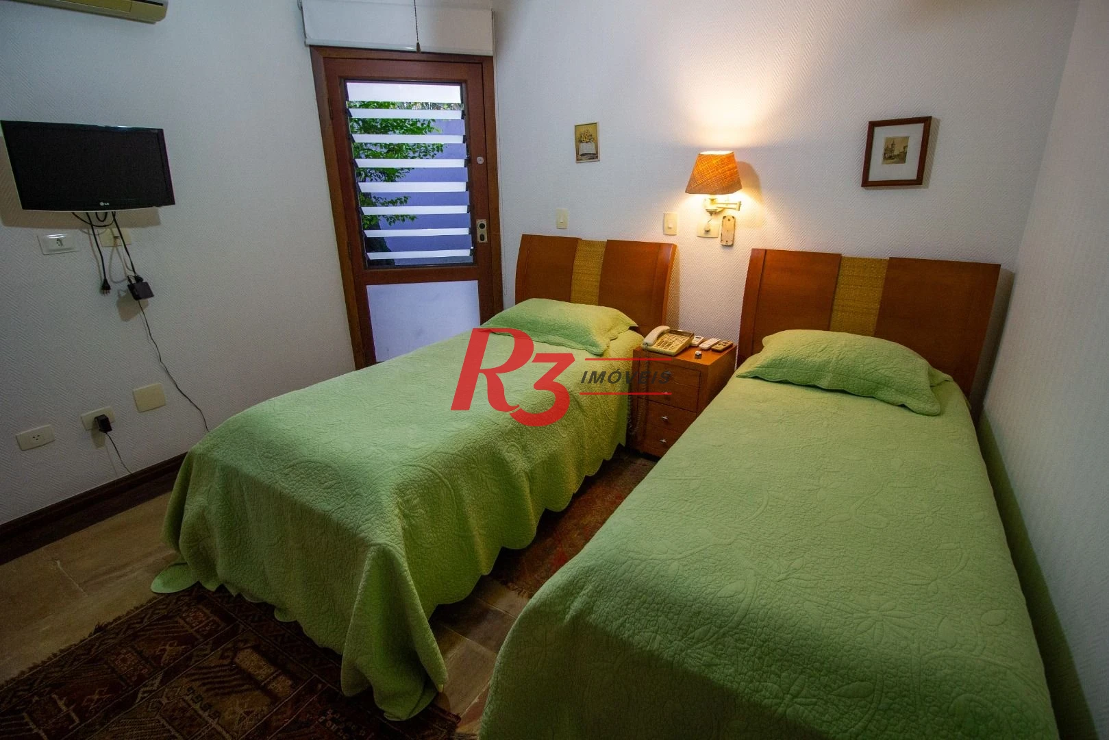 Casa com 5 dormitórios à venda, 700 m² por R$ 8.000.000,00 - Acapulco - Guarujá/SP