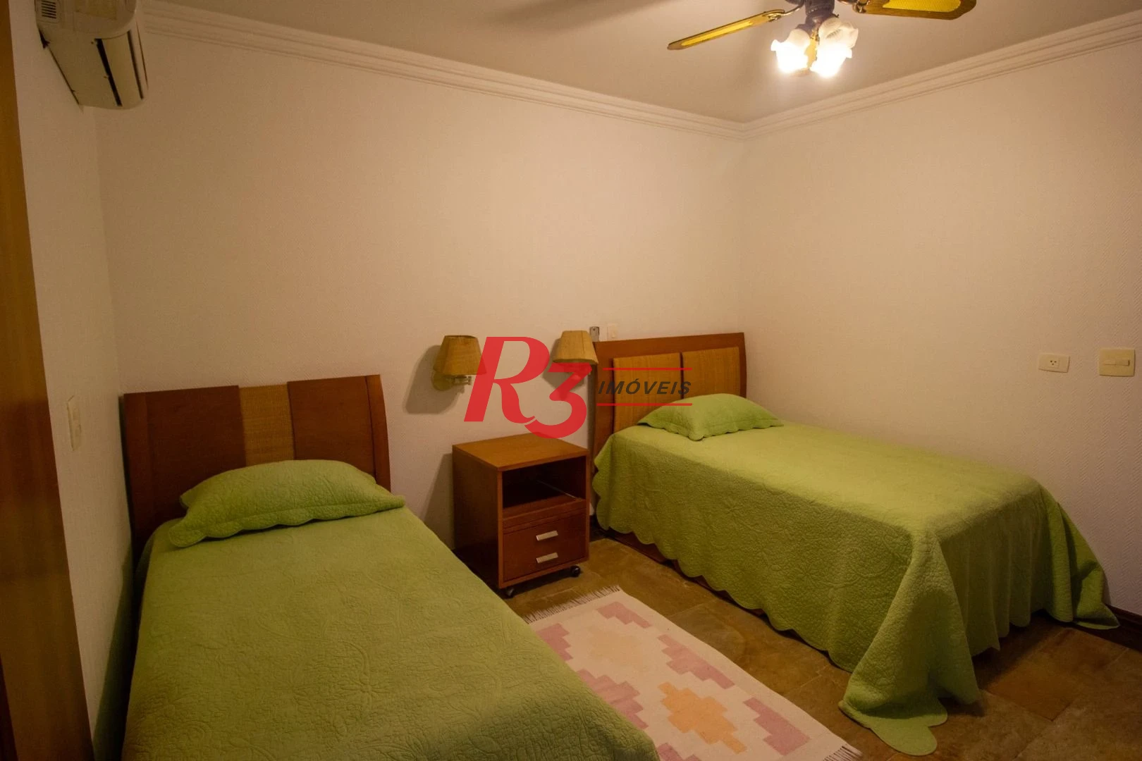 Casa com 5 dormitórios à venda, 700 m² por R$ 8.000.000,00 - Acapulco - Guarujá/SP