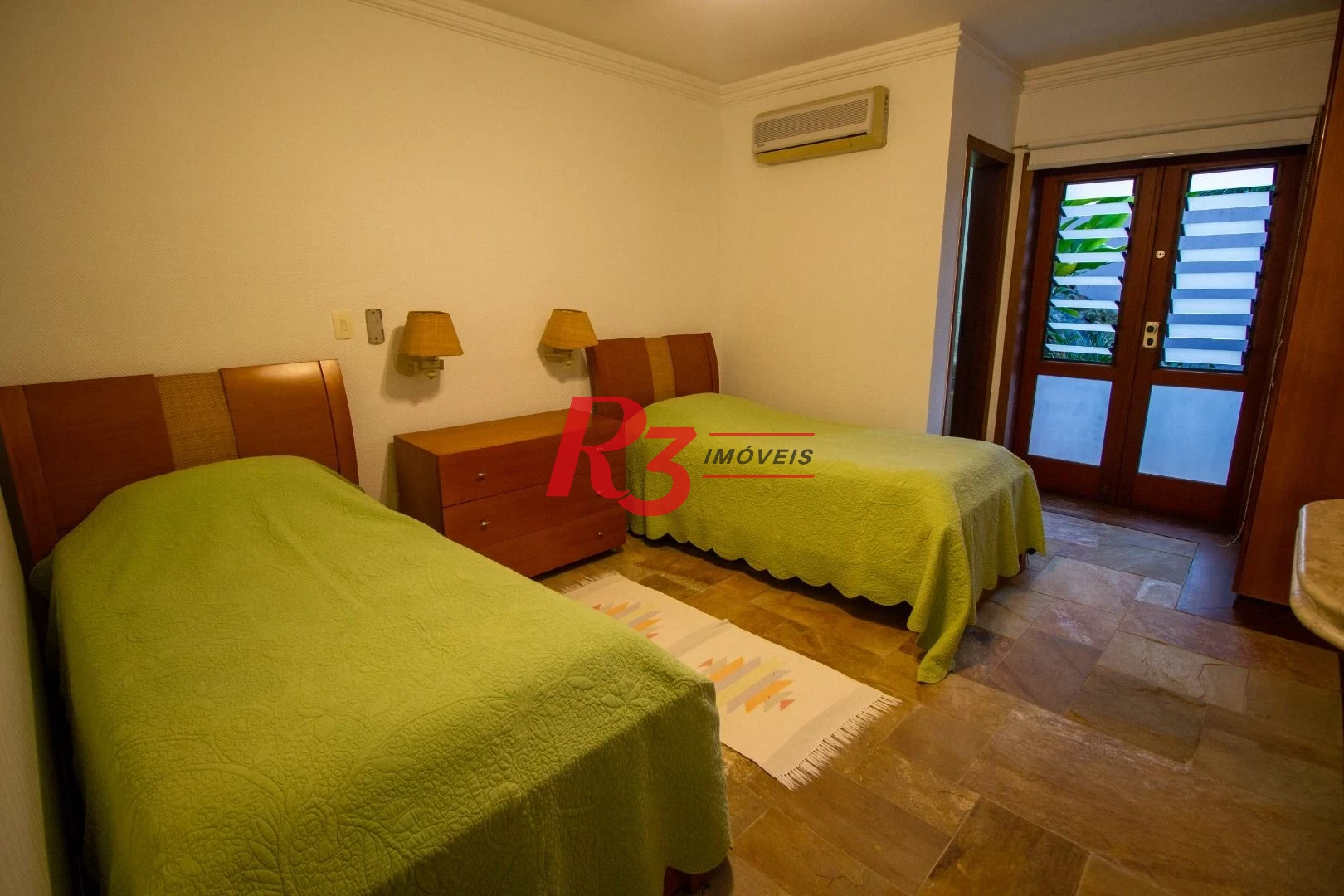 Casa com 5 dormitórios à venda, 700 m² por R$ 8.000.000,00 - Acapulco - Guarujá/SP