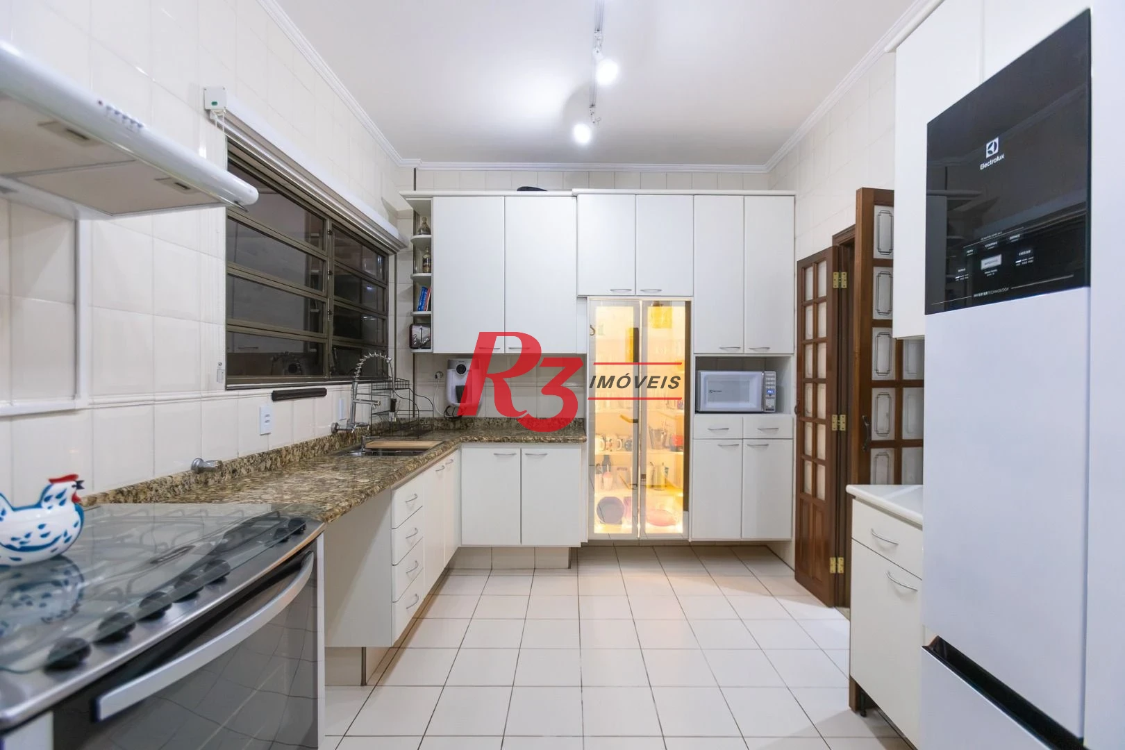 Sobrado com 3 dormitórios à venda, 189 m² por R$ 1.500.000,00 - Campo Grande - Santos/SP