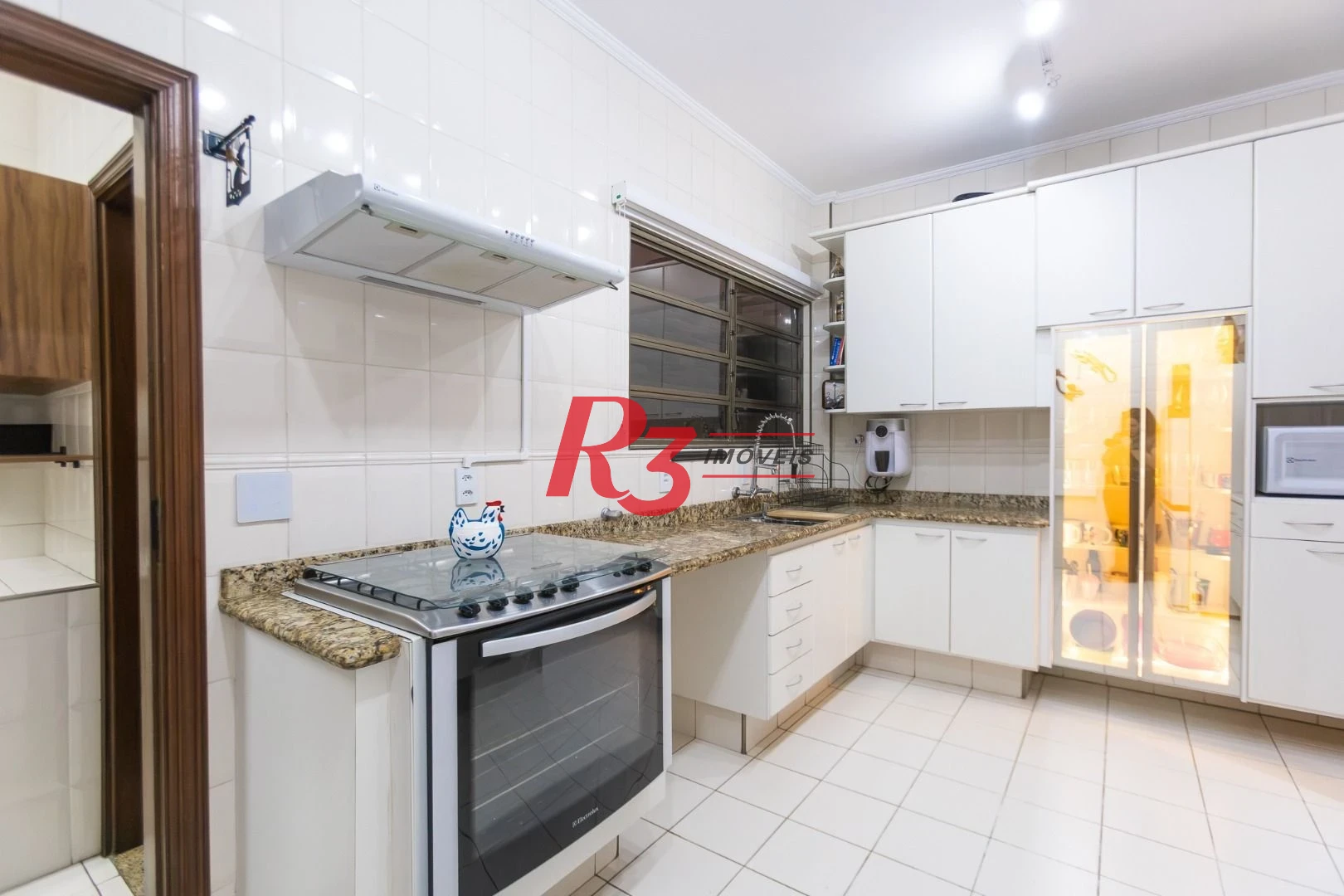 Sobrado com 3 dormitórios à venda, 189 m² por R$ 1.500.000,00 - Campo Grande - Santos/SP
