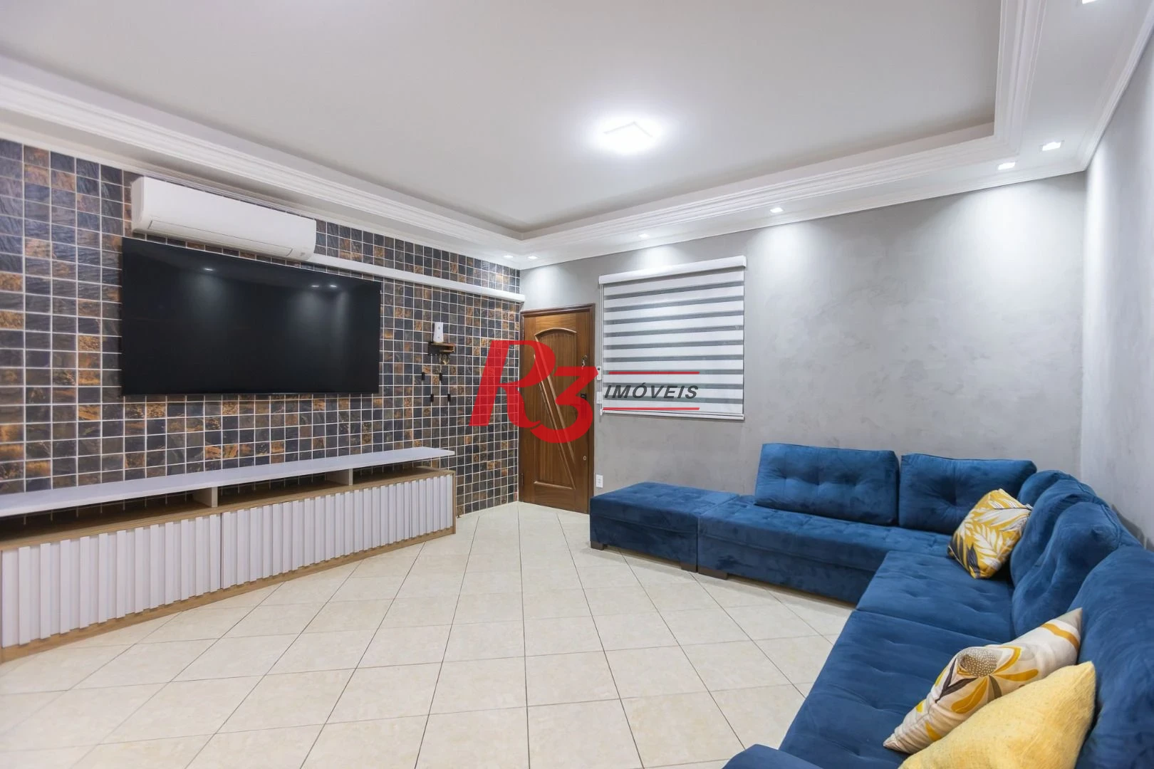 Sobrado com 3 dormitórios à venda, 189 m² por R$ 1.500.000,00 - Campo Grande - Santos/SP