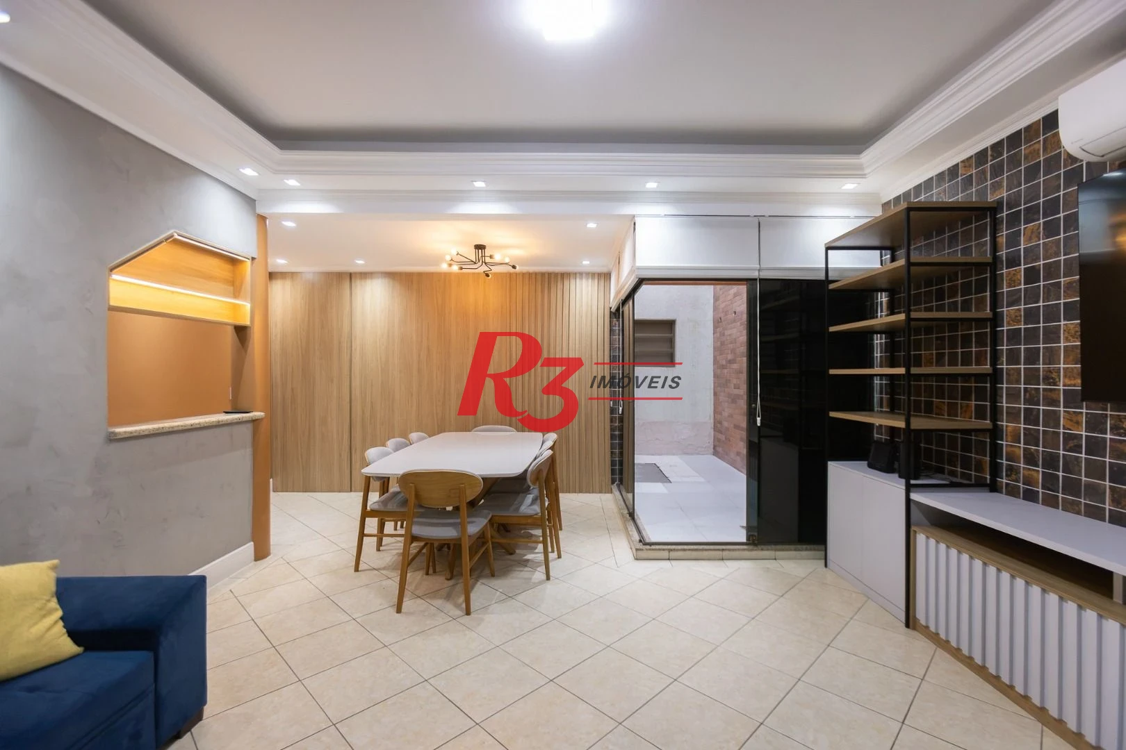 Sobrado com 3 dormitórios à venda, 189 m² por R$ 1.500.000,00 - Campo Grande - Santos/SP