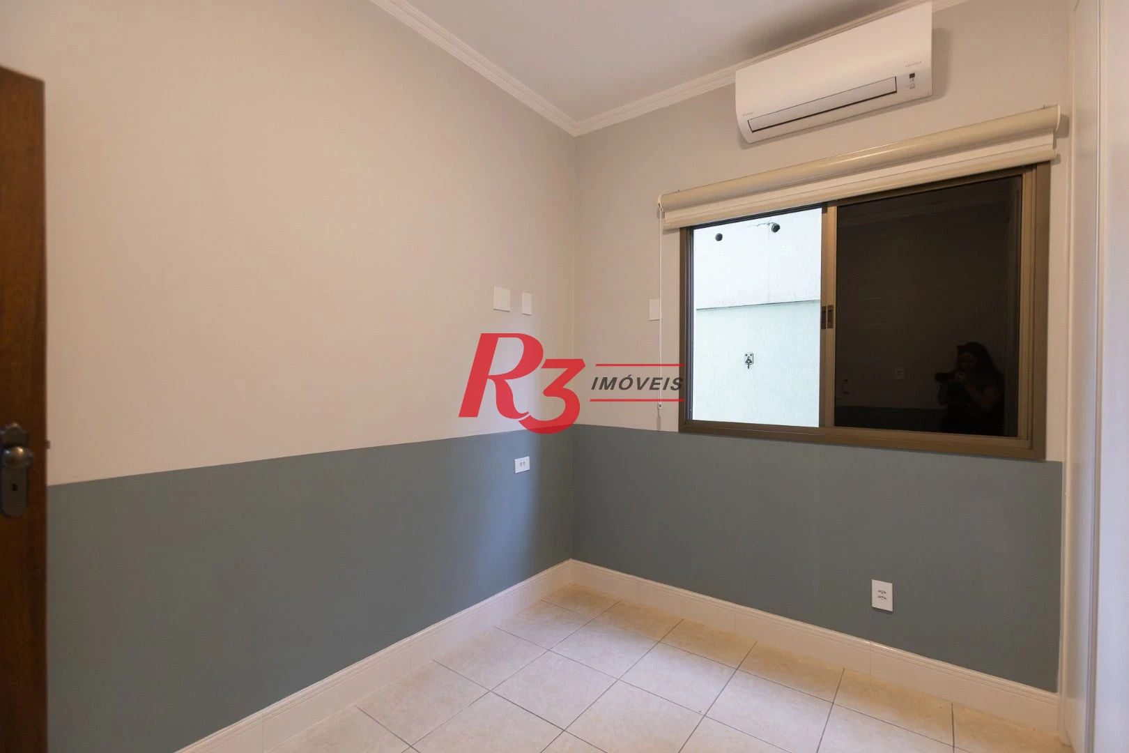 Sobrado com 3 dormitórios à venda, 189 m² por R$ 1.500.000,00 - Campo Grande - Santos/SP