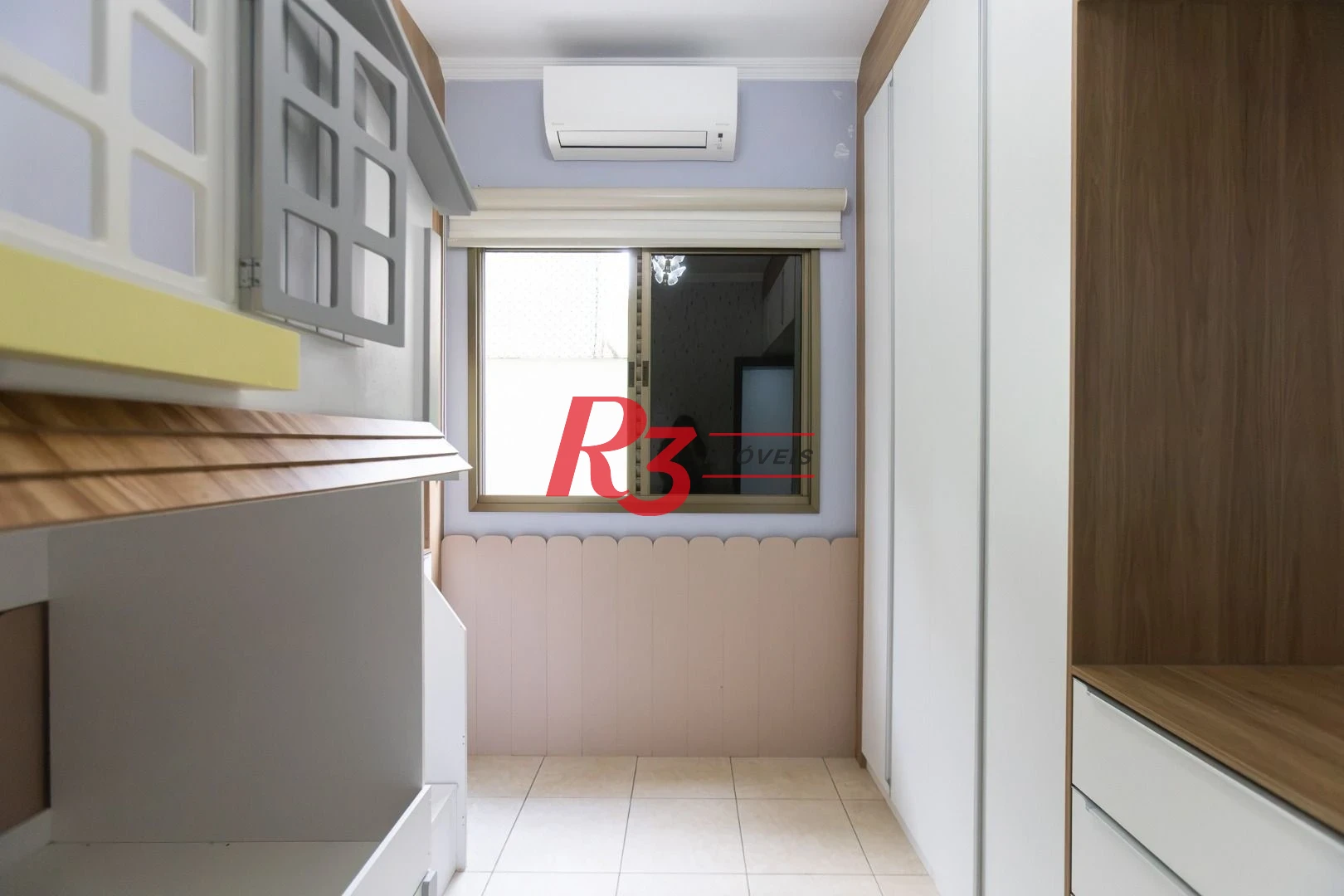 Sobrado com 3 dormitórios à venda, 189 m² por R$ 1.500.000,00 - Campo Grande - Santos/SP
