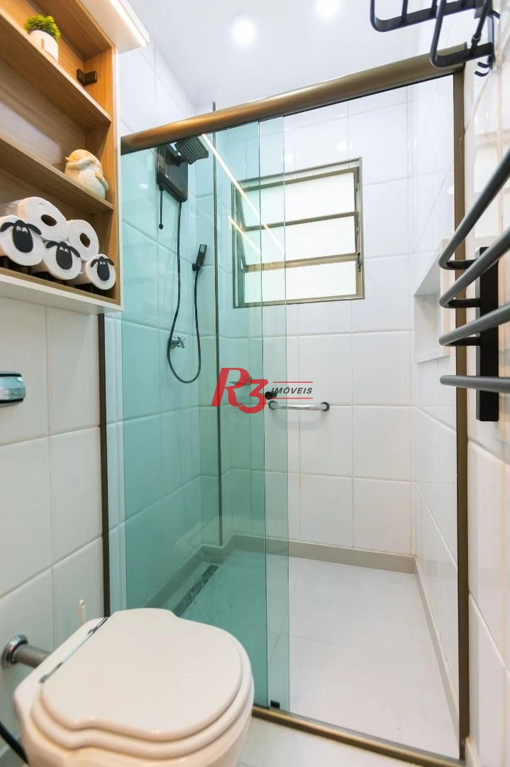 Sobrado com 3 dormitórios à venda, 189 m² por R$ 1.500.000,00 - Campo Grande - Santos/SP