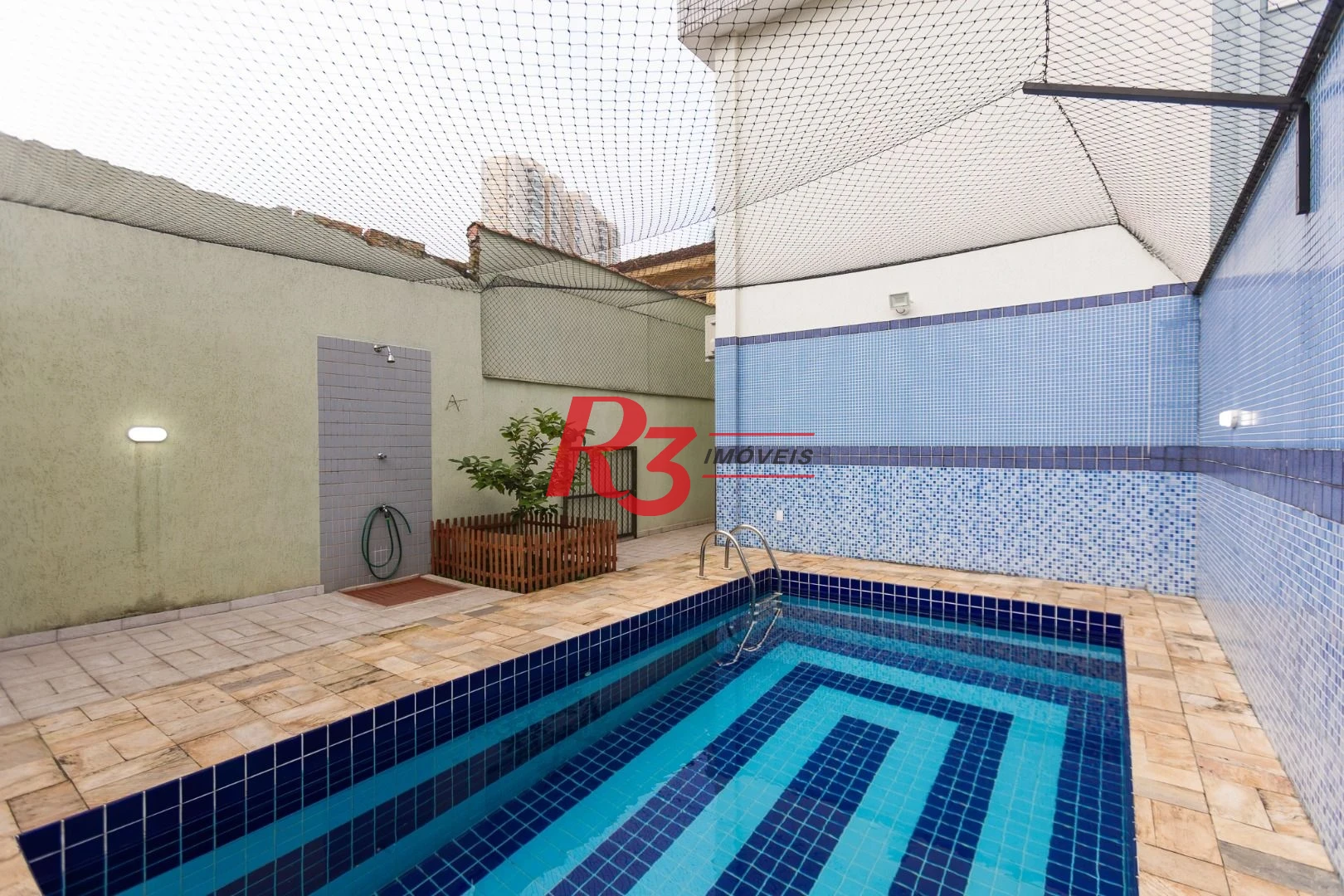 Sobrado com 3 dormitórios à venda, 189 m² por R$ 1.500.000,00 - Campo Grande - Santos/SP