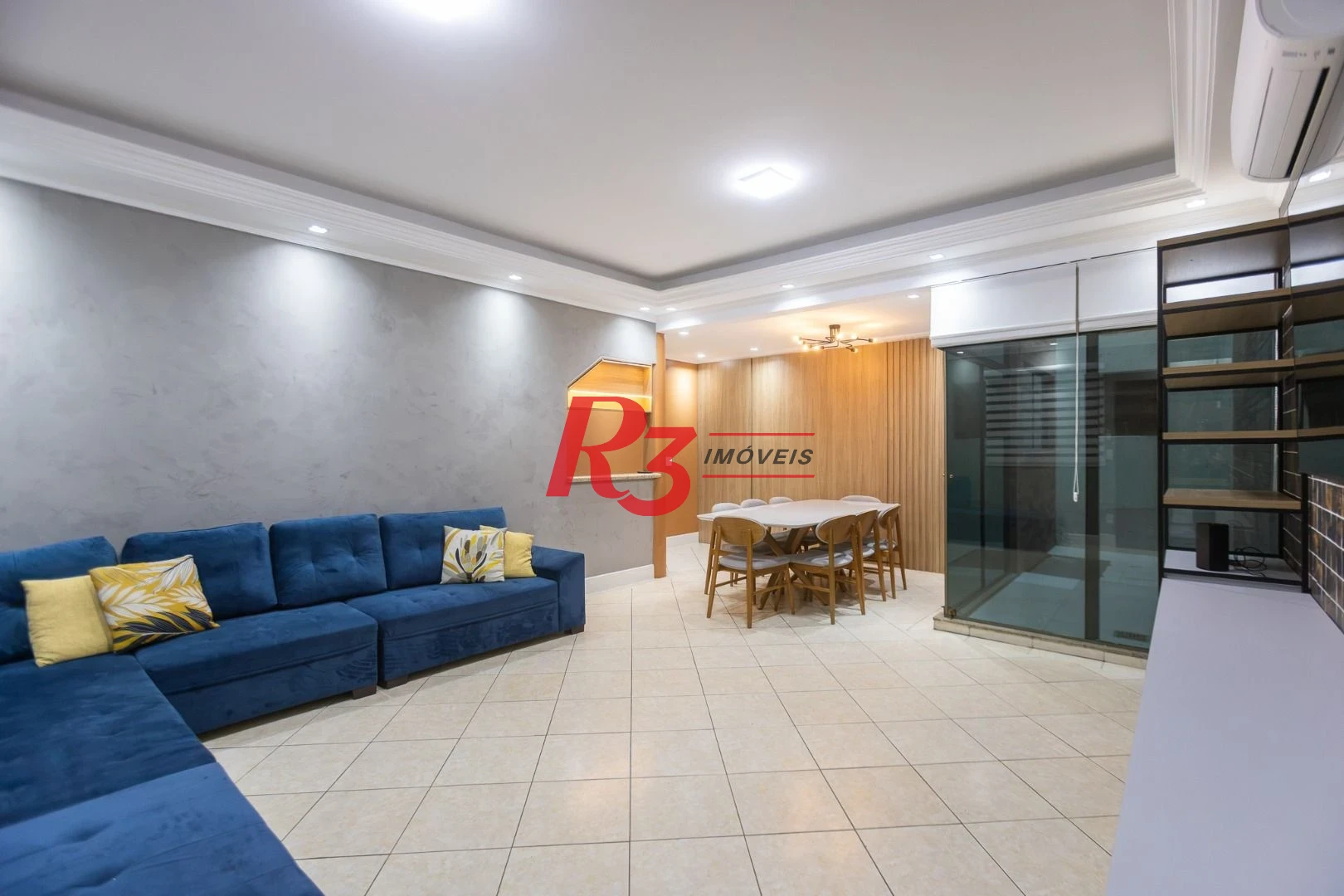 Sobrado com 3 dormitórios à venda, 189 m² por R$ 1.500.000,00 - Campo Grande - Santos/SP