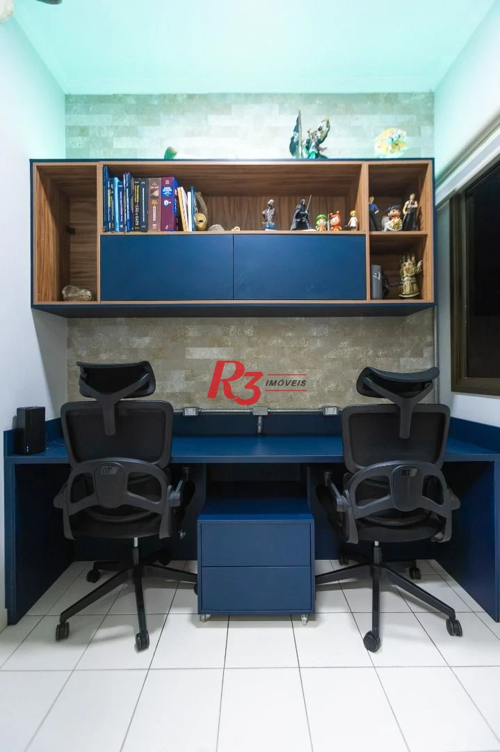 Sobrado com 3 dormitórios à venda, 189 m² por R$ 1.500.000,00 - Campo Grande - Santos/SP