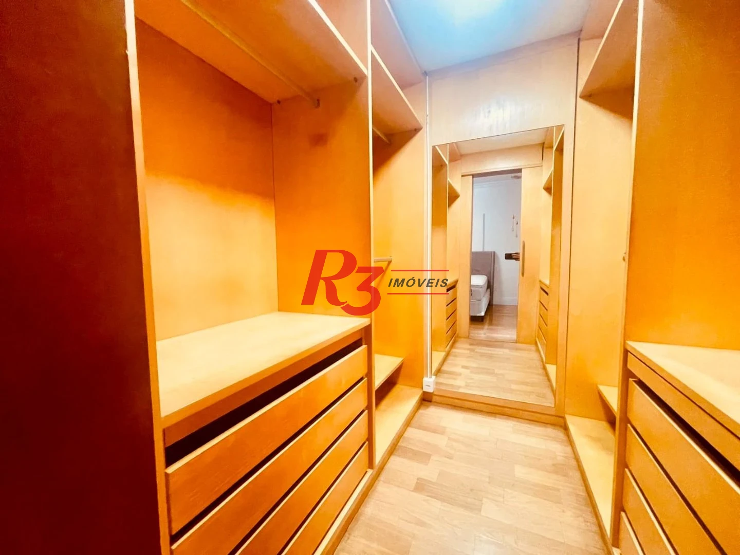 Apartamento com 3 dormitórios para alugar, 232 m² por R$ 20.000,01/mês - Embaré - Santos/SP