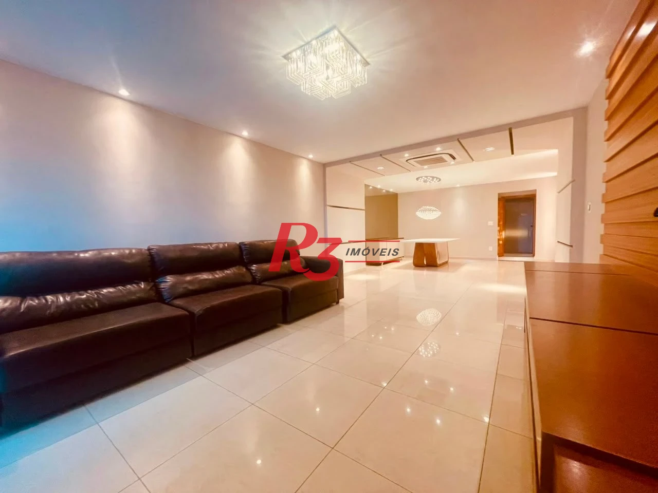 Apartamento com 3 dormitórios para alugar, 232 m² por R$ 20.000,01/mês - Embaré - Santos/SP