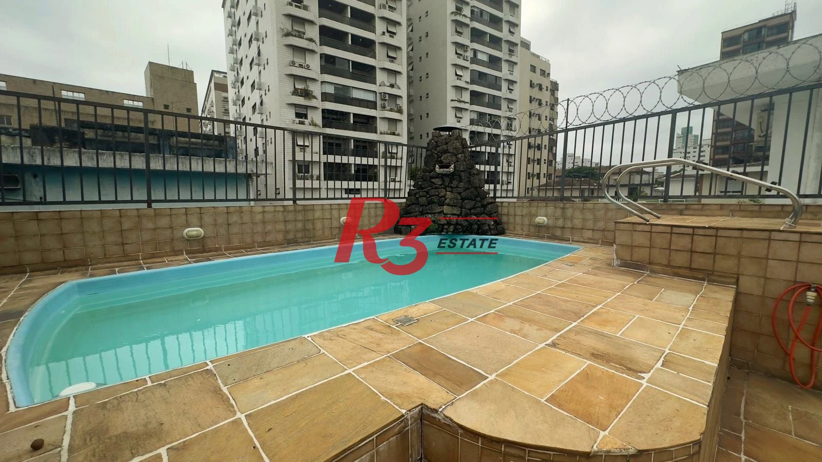 Casa com 5 dormitórios para alugar, 254 m² por R$ 15.850,00/mês - Ponta da Praia - Santos/SP