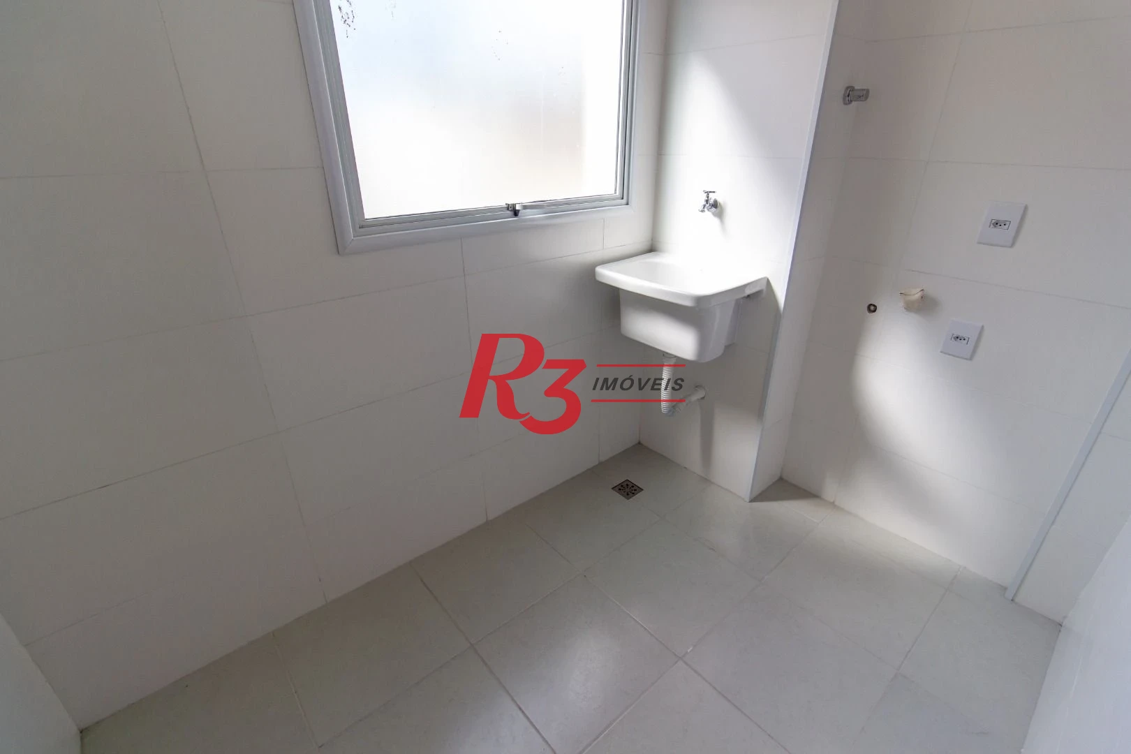 Apartamento com 3 dormitórios à venda, 91 m² por R$ 700.400,00 - Aparecida - Santos/SP