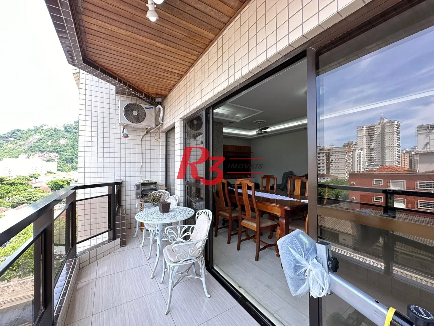 Apartamento à venda, 135 m² por R$ 950.000,00 - Marapé - Santos/SP