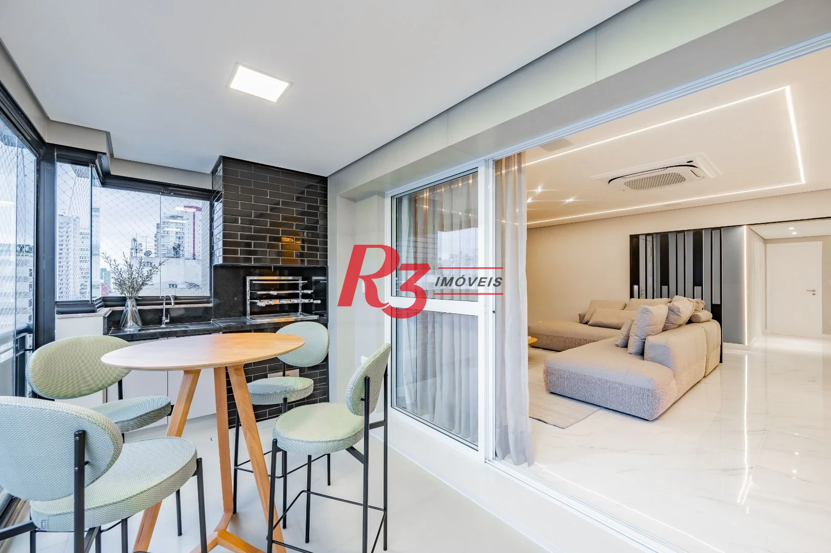 Apartamento de alto padrão com 3 suítes à venda, 234 m² por R$ 3.650.000 - Boqueirão - Santos/SP