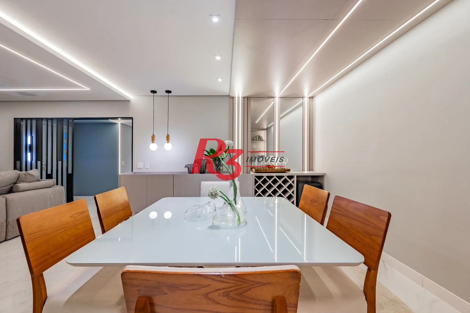 Apartamento de alto padrão com 3 suítes à venda, 234 m² por R$ 3.650.000 - Boqueirão - Santos/SP