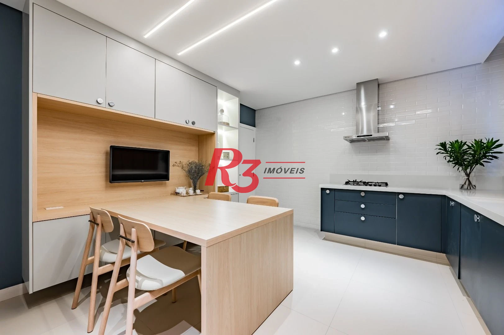 Apartamento de alto padrão com 3 suítes à venda, 234 m² por R$ 3.650.000 - Boqueirão - Santos/SP