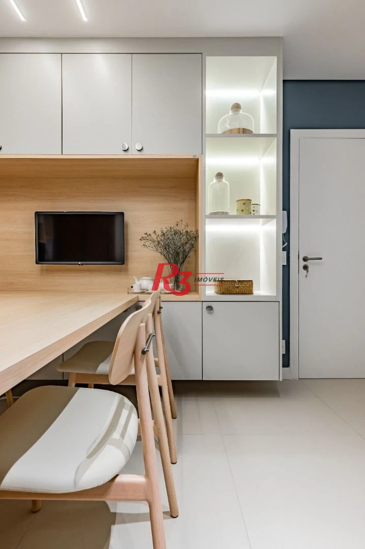 Apartamento de alto padrão com 3 suítes à venda, 234 m² por R$ 3.650.000 - Boqueirão - Santos/SP