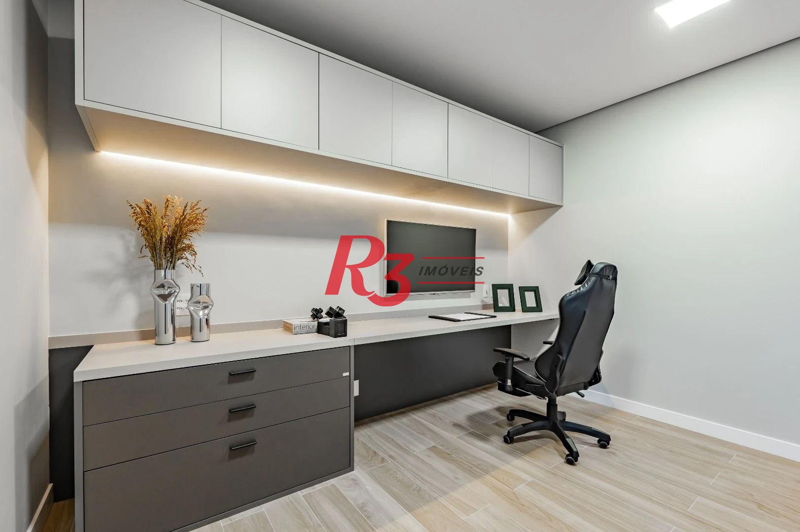 Apartamento de alto padrão com 3 suítes à venda, 234 m² por R$ 3.650.000 - Boqueirão - Santos/SP