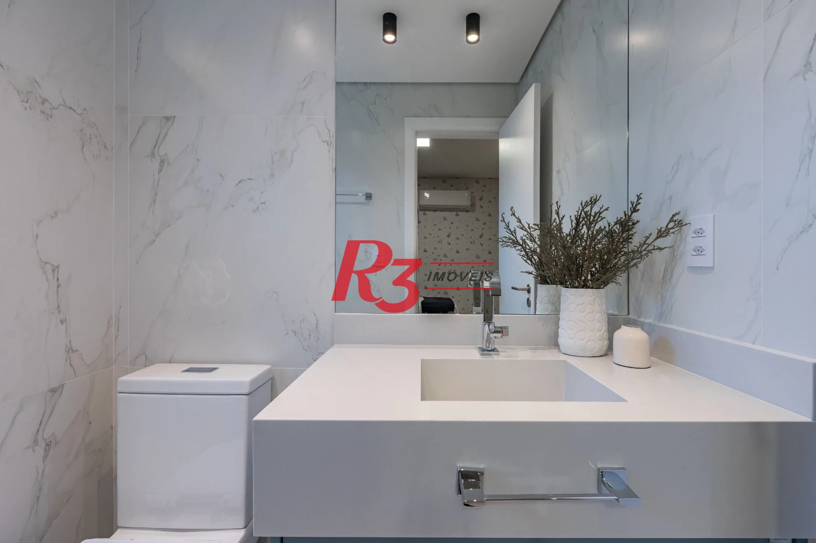Apartamento de alto padrão com 3 suítes à venda, 234 m² por R$ 3.650.000 - Boqueirão - Santos/SP