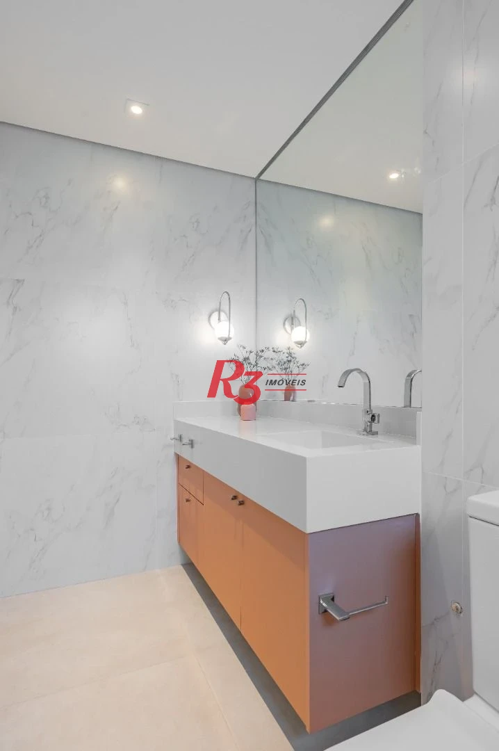Apartamento de alto padrão com 3 suítes à venda, 234 m² por R$ 3.650.000 - Boqueirão - Santos/SP