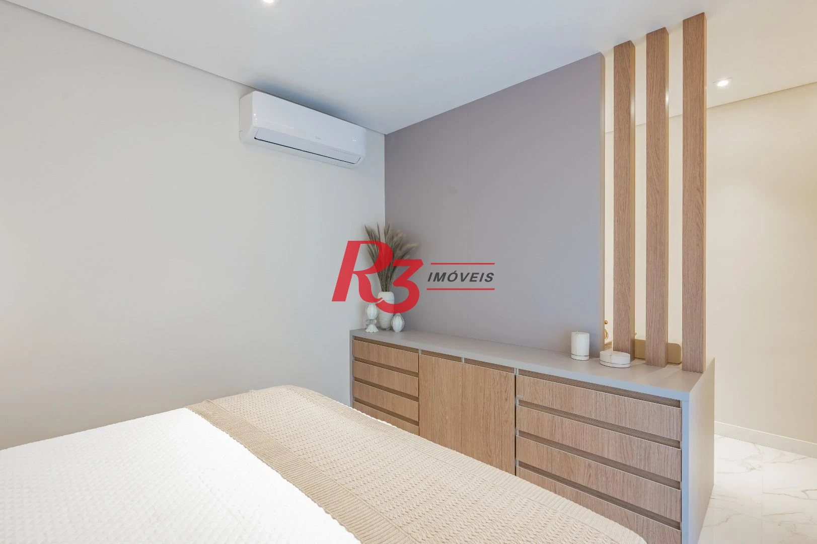 Apartamento de alto padrão com 3 suítes à venda, 234 m² por R$ 3.650.000 - Boqueirão - Santos/SP