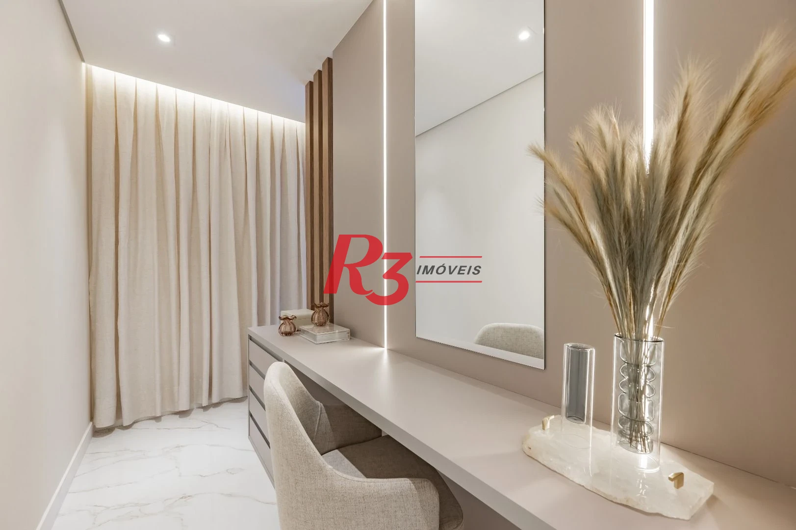 Apartamento de alto padrão com 3 suítes à venda, 234 m² por R$ 3.650.000 - Boqueirão - Santos/SP
