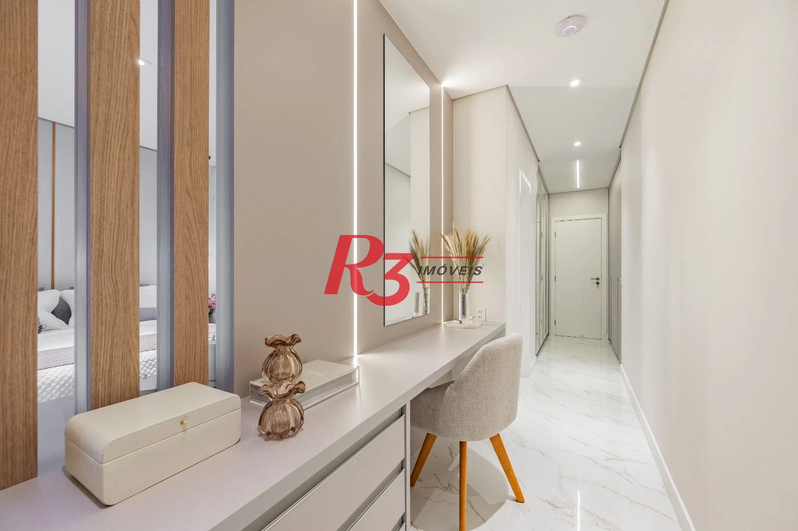 Apartamento de alto padrão com 3 suítes à venda, 234 m² por R$ 3.650.000 - Boqueirão - Santos/SP