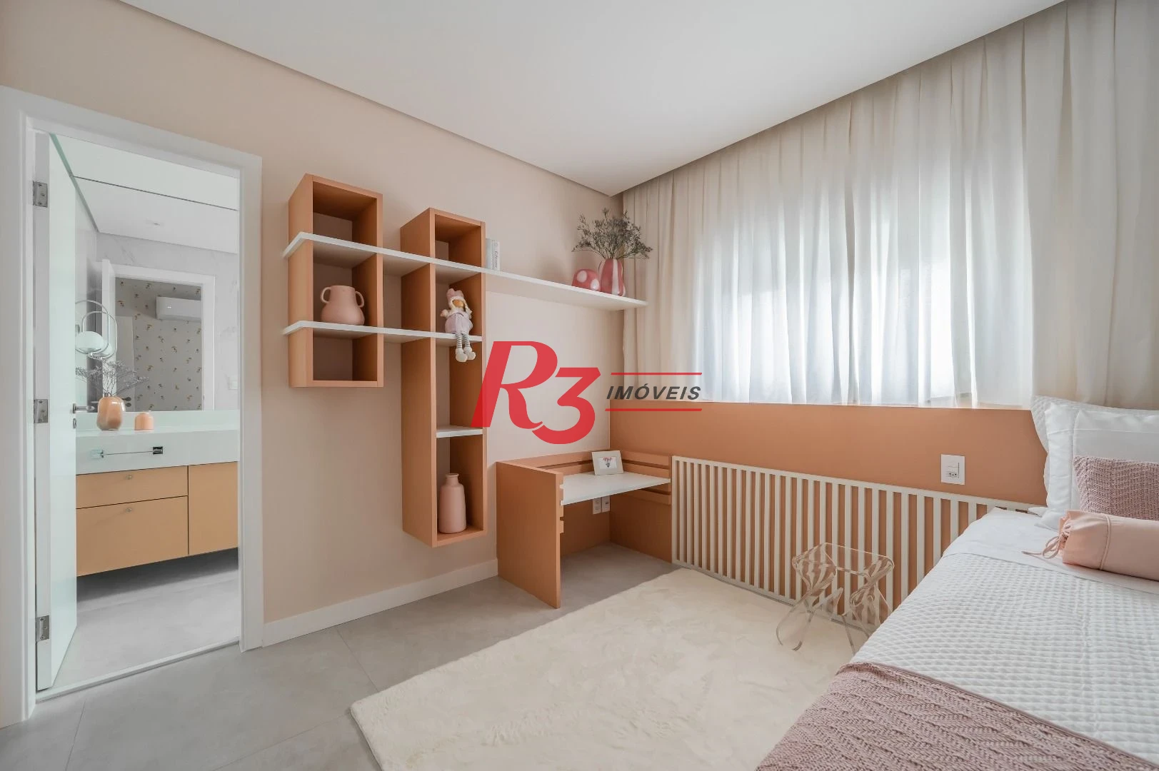 Apartamento de alto padrão com 3 suítes à venda, 234 m² por R$ 3.650.000 - Boqueirão - Santos/SP